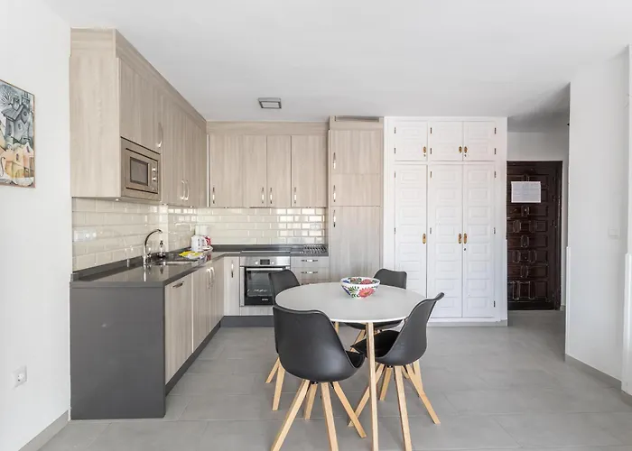 A410 Frontlilne Appartement Nerja