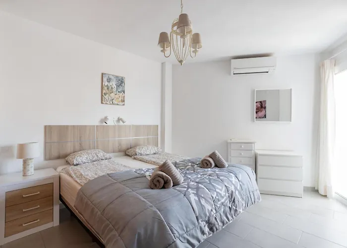 A410 Frontlilne Apartament Nerja